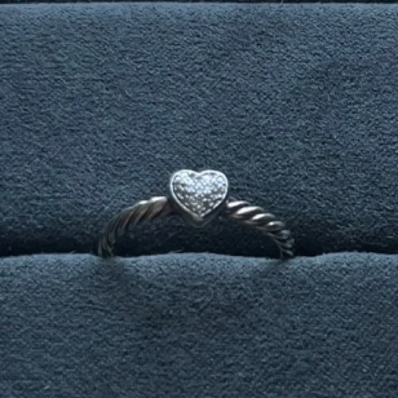 SOLD!!! Yurman diamond heart ring 7 - Picture 4 of 8